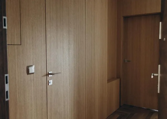 Elegancki Park Bazantow Apartment *