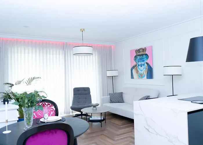 Elegancki Park Bazantow Apartment Kattowitz