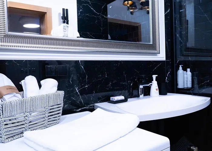 Elegancki Park Bazantow